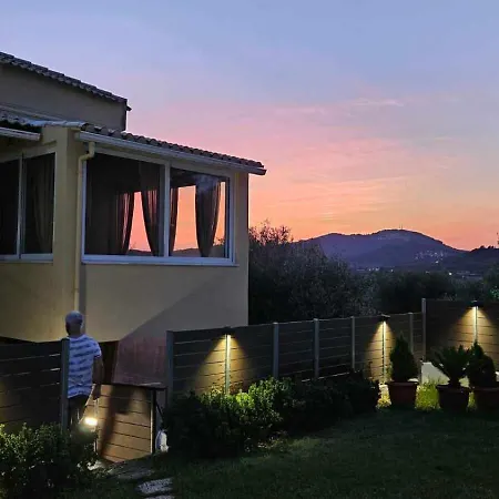 Notoshouse Apartment *